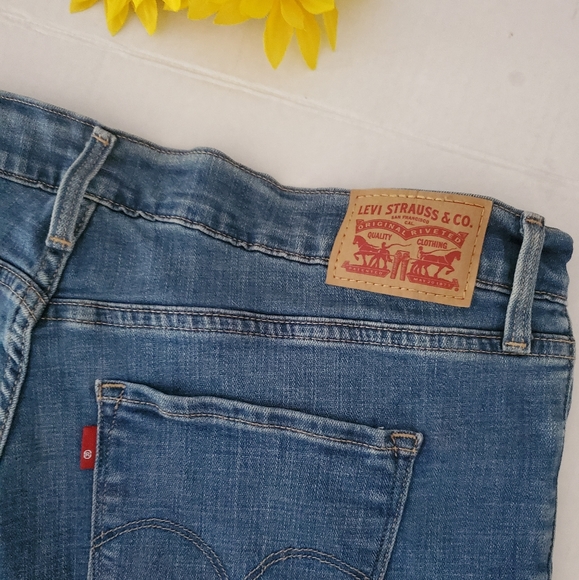 LEVI'S JEANS BERMUDAS SHORTS - Picture 4 of 10